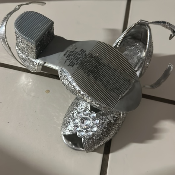 Sale perfect condition - Picture 2 of 5